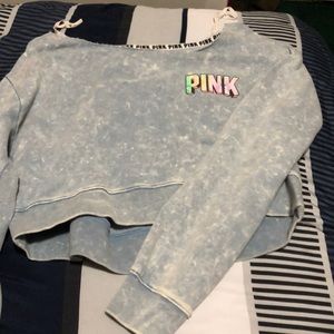 pink crop top